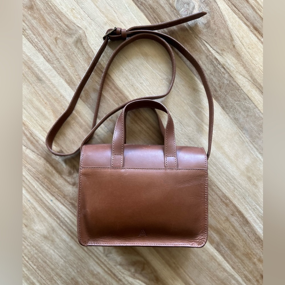 Able Isabel Heritage Crossbody - Picture 7 of 7